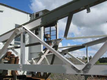 painting the boom
