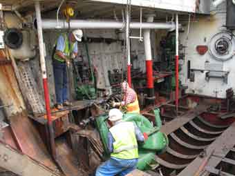 freeing up the auxilliary engines for lifting